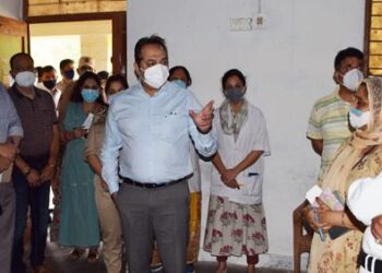 Advisor Baseer visits Udhampur, reviews COVID control measures, inspects RDD works & progress on works of Panchayat Ghars