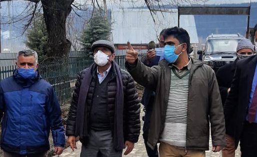 Advisor Bhatnagar conducts surprise inspection of GHSS Chandi Lora, CHC Gulmarg