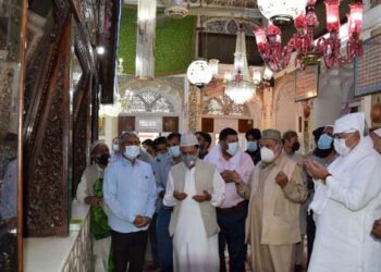 Advisor Khan reviews Urs arrangements at Makhdoom Sahib (RA) Shrine