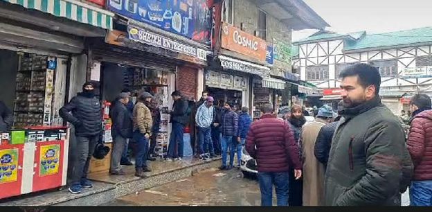 ‘A sigh of relief’, Say Aftab Market traders after shops unsealed, Shopkeepers thank LG, his Admin