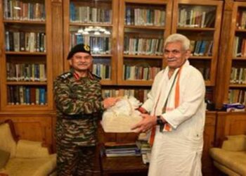 Ahead of J&K Polls, Army chief reviews security