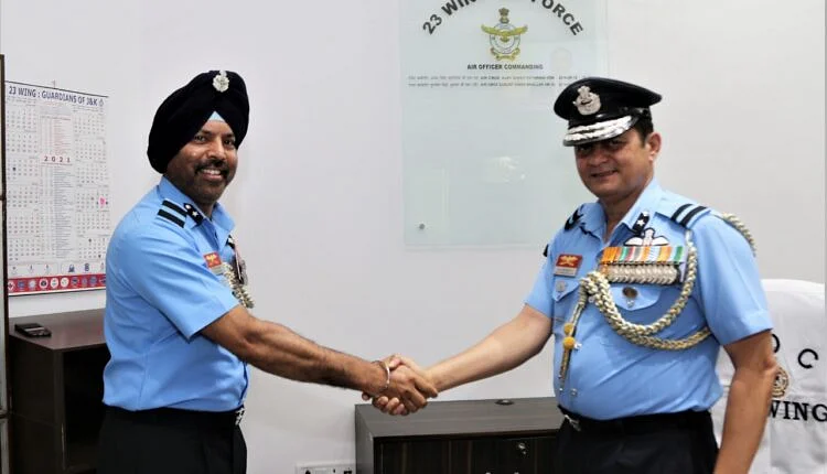 Air Commodore GS Bhullar takes over as AOC of Jammu Air Force Stn