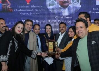 Fostering students’ artistic acumen is vital for their holistic Dev: Alok Kumar