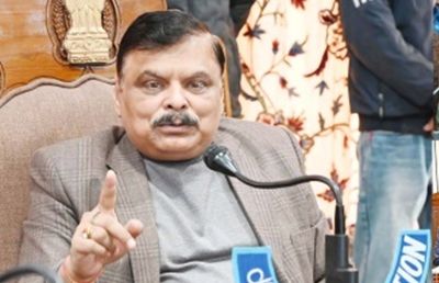 Alok Kumar chairs public grievances redressal camp at Shopian, Asks officers to expedite disposal of local issues