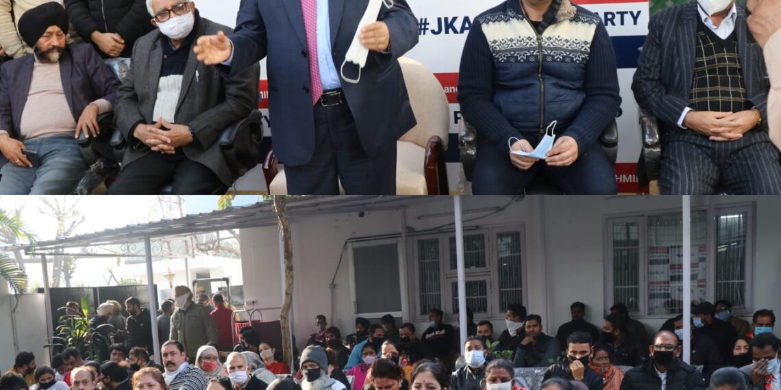 Bureaucracy fails good governance in JK: Altaf Bukhari