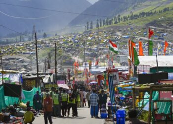 Amarnath Yatra; Over 7,000 Pilgrims Leave For Twin Base Camps From Jammu