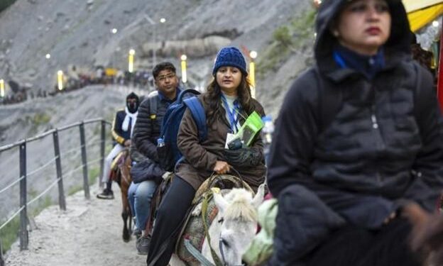 Amarnath Yatra: 2.20 lakh devotees perform darshan in 12 days