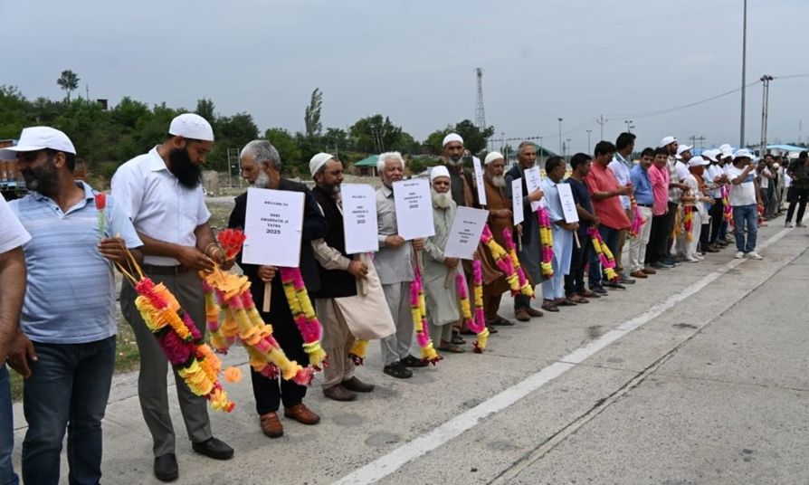 Amarnath pilgrims laud ‘Op Sindoor,’ thank Modi led Govt, security forces for ensuring their safety