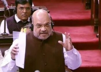 Amit Shah moves bill for scrapping article 370, geographical re-organisation of J&K proposed