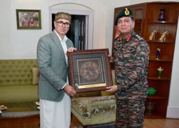 Army Chief General Dhiraj Seth calls on CM Omar in Srinagar