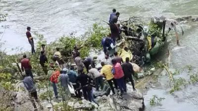 Technician killed, 2 pilots injured as Army helicopter crashes in Kishtwar
