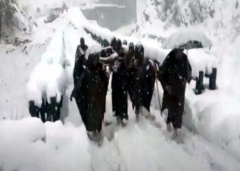 Army helps pregnant woman reach hospital amid heavy snowfall in B’la