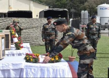 Army pays tributes to soldiers killed in Poonch attack