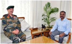Army’s Northern Command Chief meets LG at Raj Bhavan Jammu