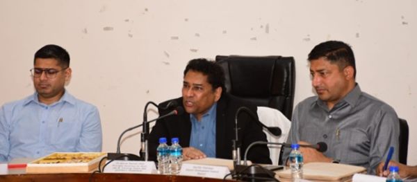 Ashok Parmar visits Rajouri, assesses Dev projects, public issues