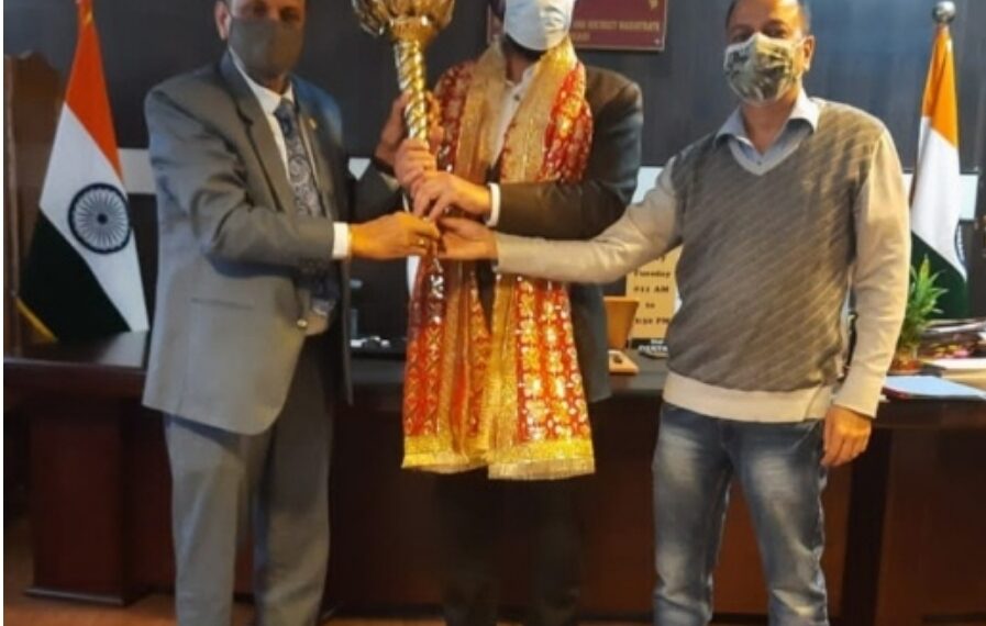 Delegation of Katra Indian Style Wrestling Association meets DC Reasi