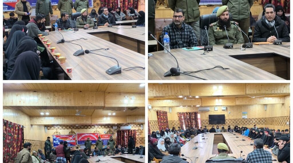 Police organizes cyber awareness programme in Budgam