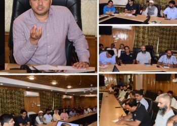 Bank, representatives of DIC, Distt Project Manager, NRLM, SBDU Lead, BHD Leads of the distt.