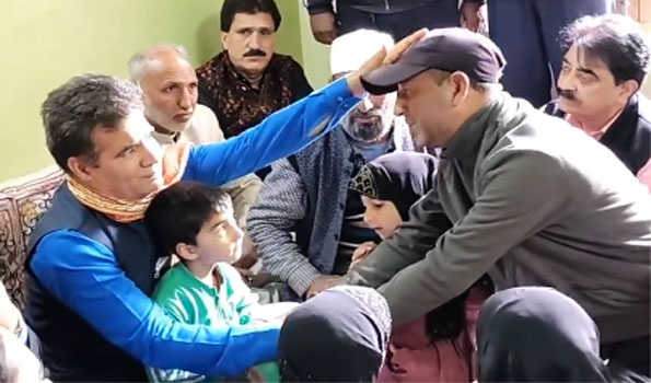 BJP President Raina visits Gandbal Boat tragedy families to express condolences