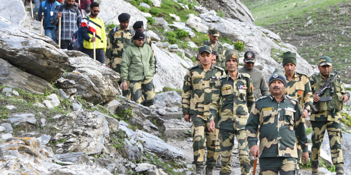 DG BSF Lauds High Level Professionalism Of Forces During Amarnath Yatra