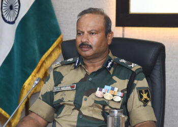 BSF Chief Visits Border Outposts In Jammu’s Akhnoor Sector