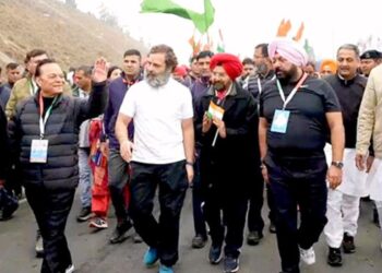 Congress MP Chaudhary Santokh Singh dies of heart attack during Bharat Jodo Yatra in Phillaur Punjab