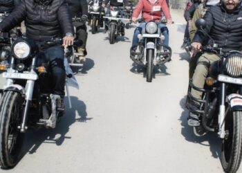 DC Bandipora participates in bike rally organised for awareness against drug abuse