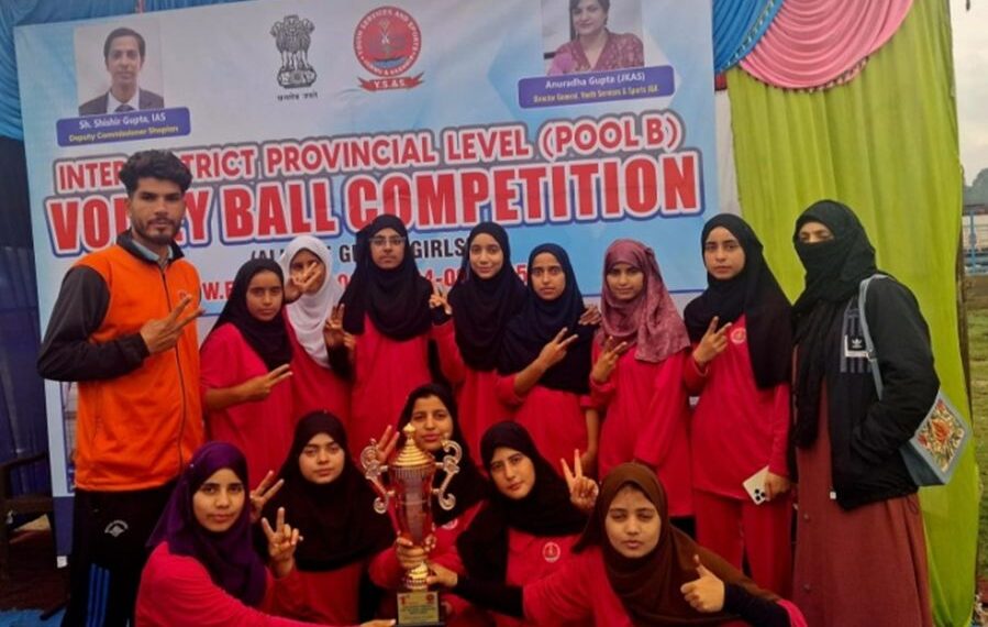 B’la U-14 Girls triumph at inter-district provincial Volleyball championship