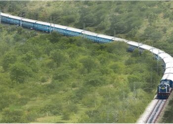 Bomb threat triggers panic on Delhi-Jammu Tawi Rajdhani Express