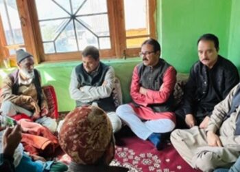 Botapathri killings: Minister, MLAs offer condolences to families of slain army porters