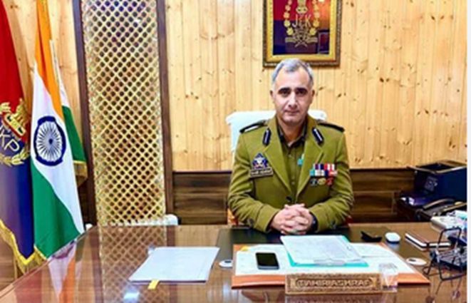 CIK rescues 13 Kashmiri youth from scammers in Myanmar
