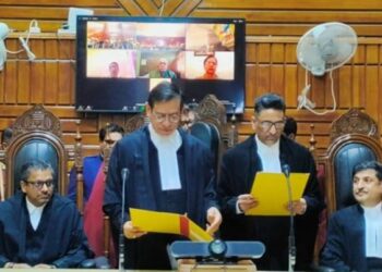 J&K CJ administers oath of office to Justice Mohd. Yousuf Wani