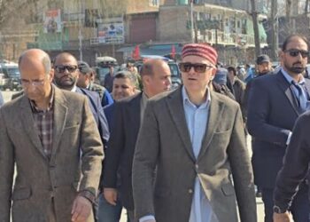 Do Not Ignore Govt Advisory, Return from Iran: CM Omar