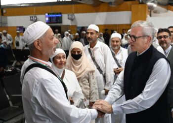 Hajj 2025: LG, CM extends greetings, best wishes for a safe pilgrimage