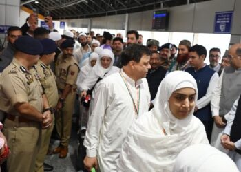 Hajj 2025: LG, CM extends greetings, best wishes for a safe pilgrimage