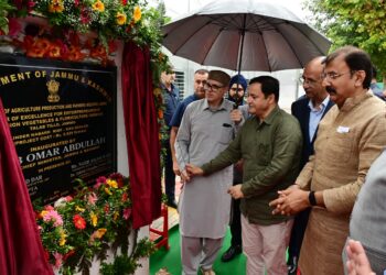 CM Omar Abdullah inaugurates ₹5.93 crore Centre of Excellence for Agriculture at Talab Tillo, pitches for quality inputs and climate-resilient farming