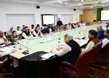 CM Omar Abdullah reviews Compliance Reduction 2.0 to ease Business Regulations in J&K