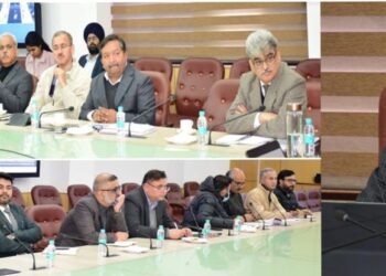 CM Omar Reviews, Discusses Urban Schemes, Policies For Implementation