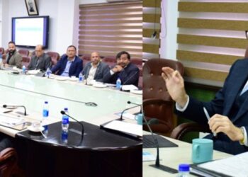 CM Omar Reviews Functioning Of Civil Aviation Deptt, Calls For Timely Completion Of Projects By AAI