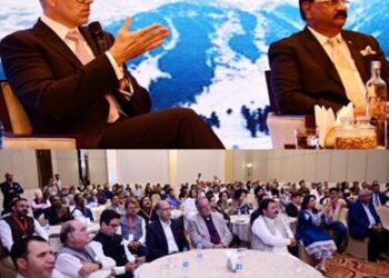 CM Omar addresses Travel Agents Association of India