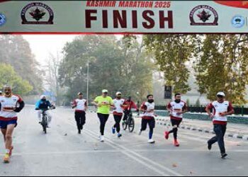 Chief Minister Omar Abdullah flags off 2nd Edition of Kashmir Marathon