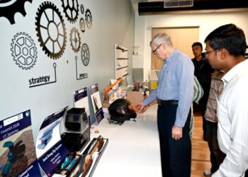 CM Omar launches J&K AI Centre of Excellence, dedicates Project Phoenix at IIT Jammu