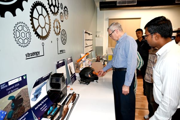CM Omar launches J&K AI Centre of Excellence, dedicates Project Phoenix at IIT Jammu