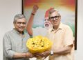 New Vande Bharat stoppage announced at Anantnag after CM, Railway Minister meeting