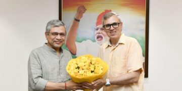 New Vande Bharat stoppage announced at Anantnag after CM, Railway Minister meeting