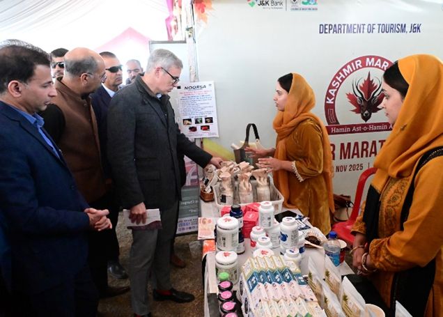 CM Omar unveils Kashmir Marathon Exposition at Polo View