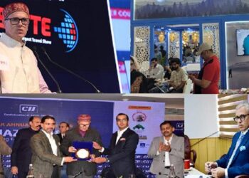 CM Sets Strategies To Re-Establish J&K As India’s Premier Travel Destination