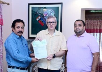 CM expresses gratitude to Vijay Chopra for contribution to Relief Fund