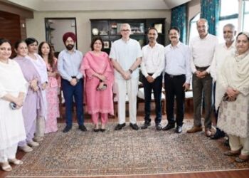 CM meets newly inducted IAS officers, other deputations, senior officers