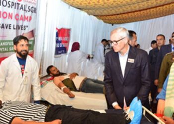 CM pays tributes to Police Martyrs on Commemoration Day at Zewan memorial